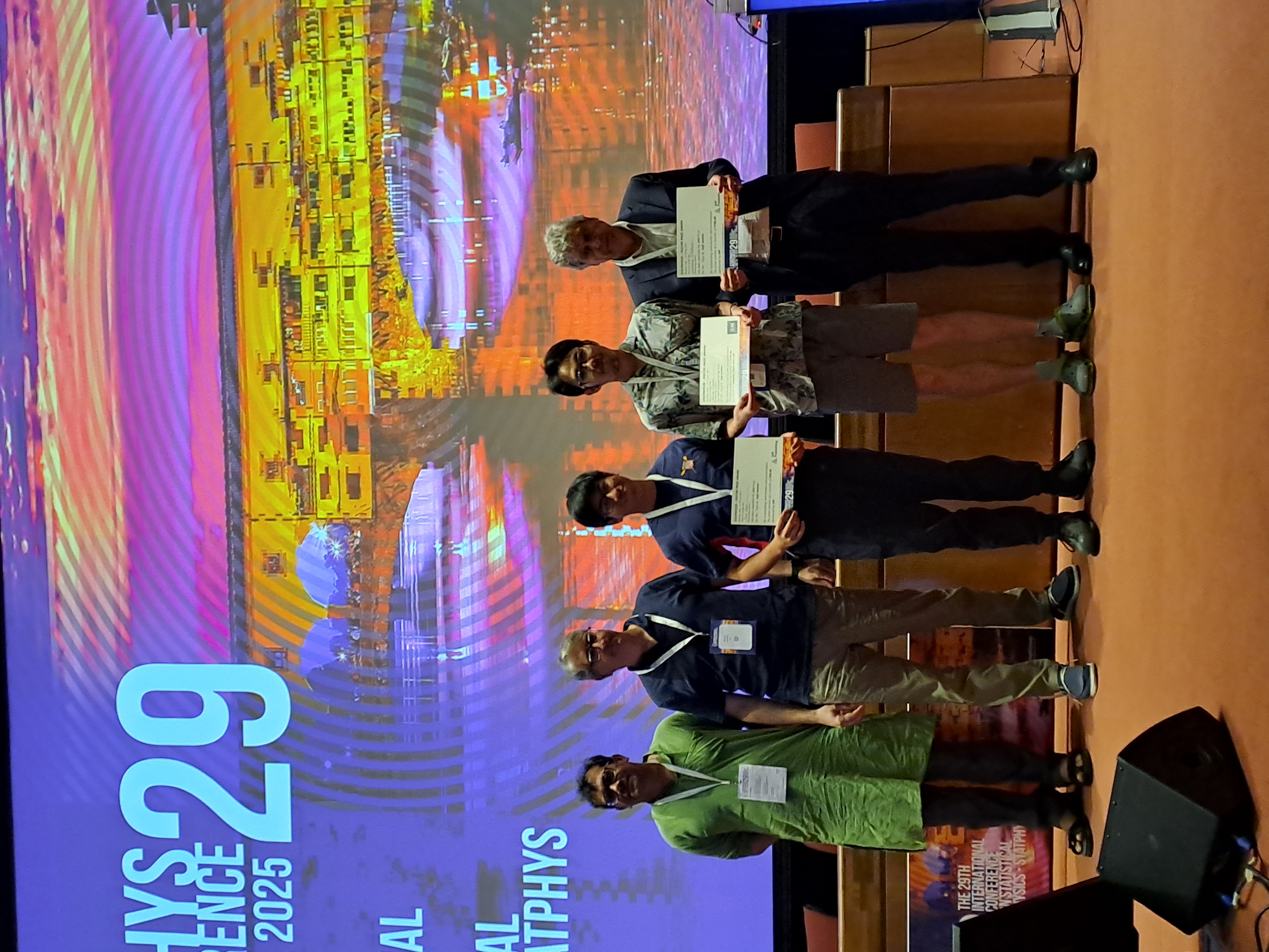 Dam Duc STATPHY29 Poster Award